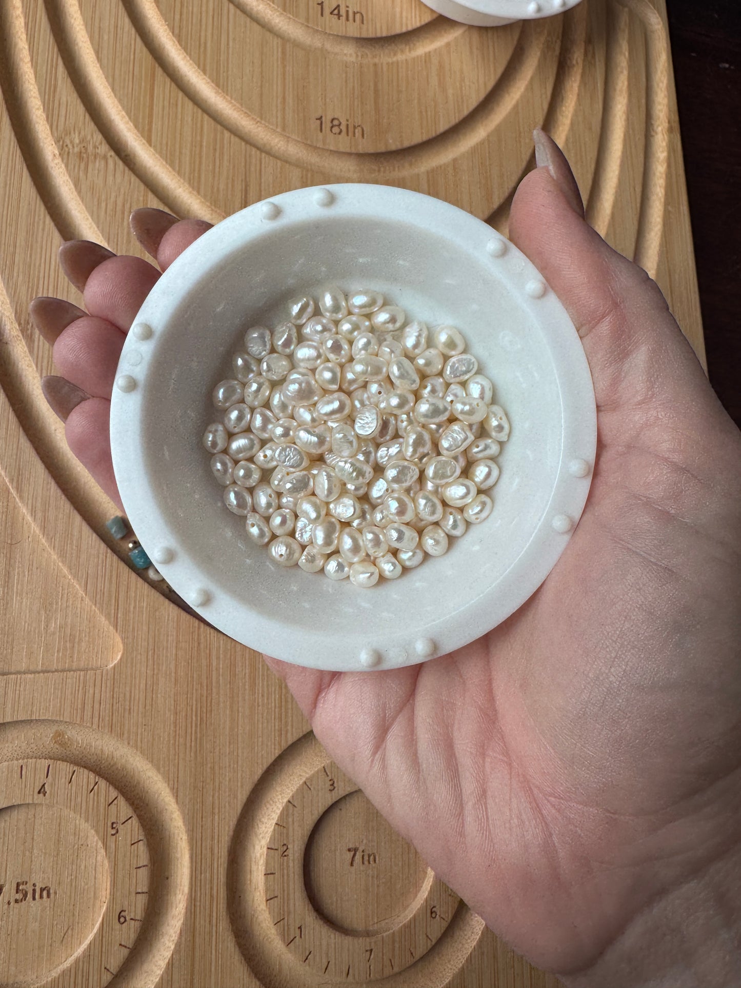 Pearl and Quartz (Gold)